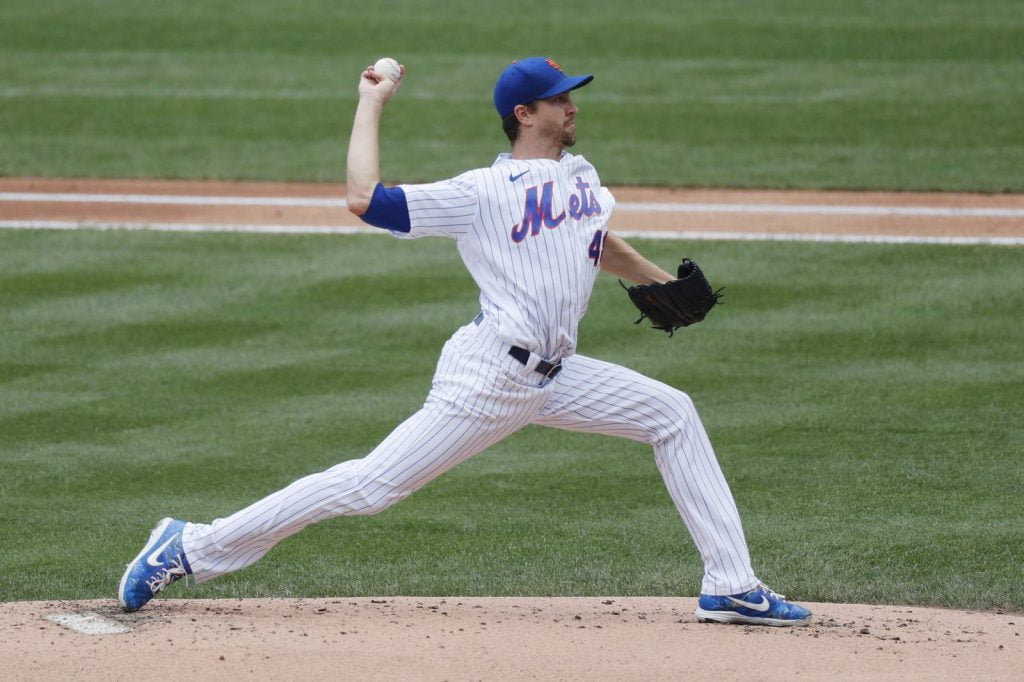 Jacob deGrom pitches
